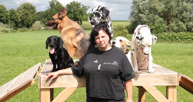 Hundeschule Schlage & Tier-/Therapiezentrum Mecklenburg - Vorpommern e.Kfr.